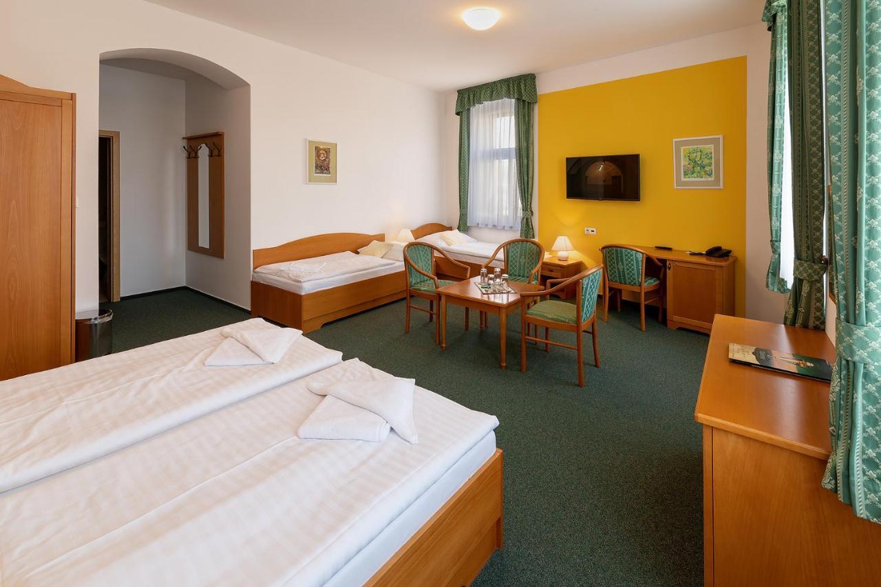 U Sladka Hotel 3*